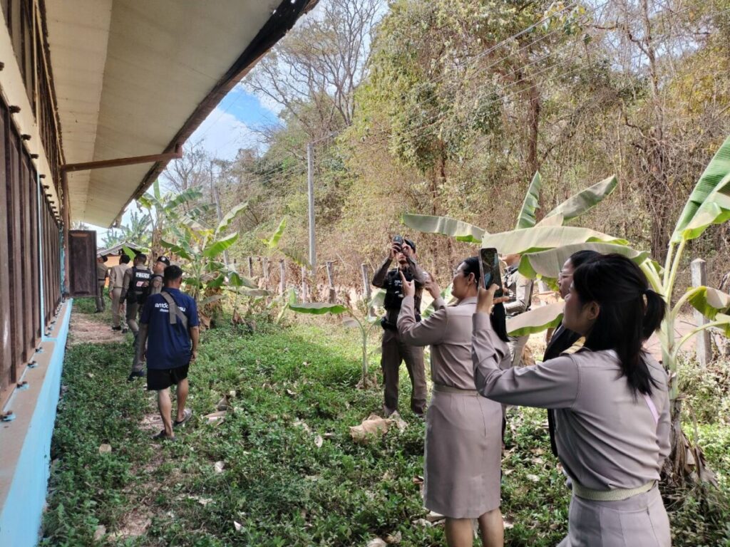 สพป.นครพนม เขต 1 ลงพื้นที่ตรวจสอบเหตุไม่ปลอดภัย รร.บ้านนาหัวบ่อ อ.เมืองนครพนม จ.นครพนม 3 407018 0
