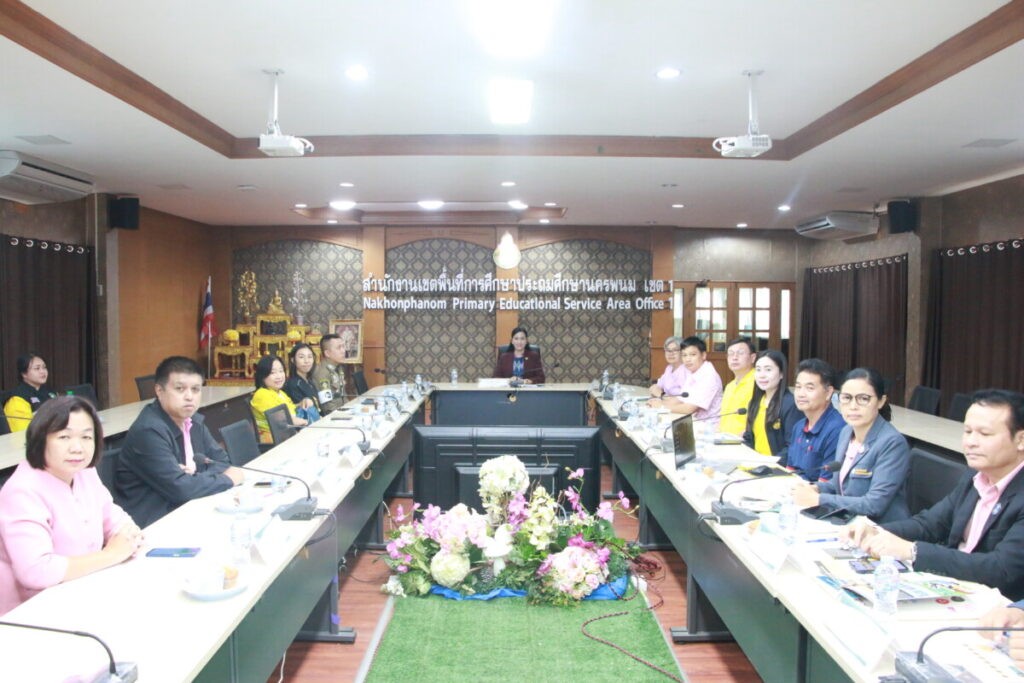 ประชุมคณะทำงานภายใต้คณะอนุกรรมการด้านความปลอดภัยทางถนนในเด็กและเยาวชนจังหวัดนครพนม ครั้งที่ 1/2568 1 IMG 5770