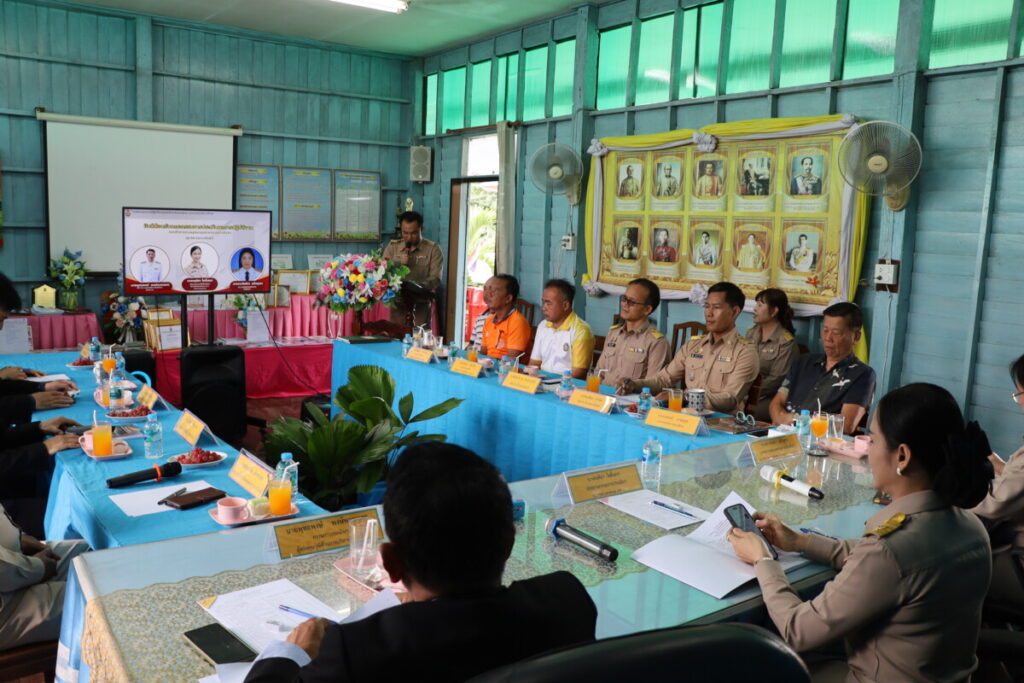 การประเมินผู้บริหารสถานศึกษารอบ 6 เดือน โรงเรียนบ้านหนองจันทน์ 4 IMG 7617