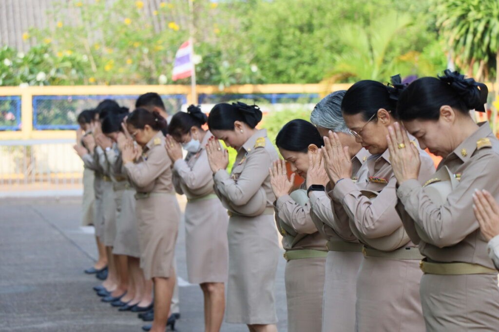 สพป.นครพนม เขต 1 จัดกิจกรรมหน้าเสาธง ส่งเสริมคุณธรรมและธรรมาภิบาล 5 IMG 9050