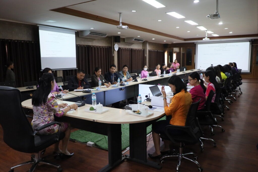 สพป.นครพนม เขต 1 ประชุมคณะกรรมการหารือแนวทางการจัดการโรงเรียนขนาดเล็ก 3 IMG 1824