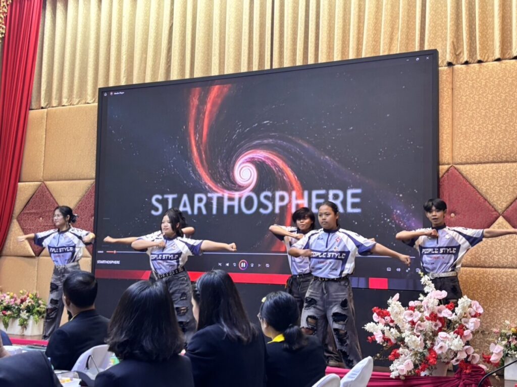 ร่วมการประเมินตรวจเยี่ยมผลการดำเนินโครงการ TO BE NUMBER ONE จังหวัดนครพนม 8 S 6504575 0