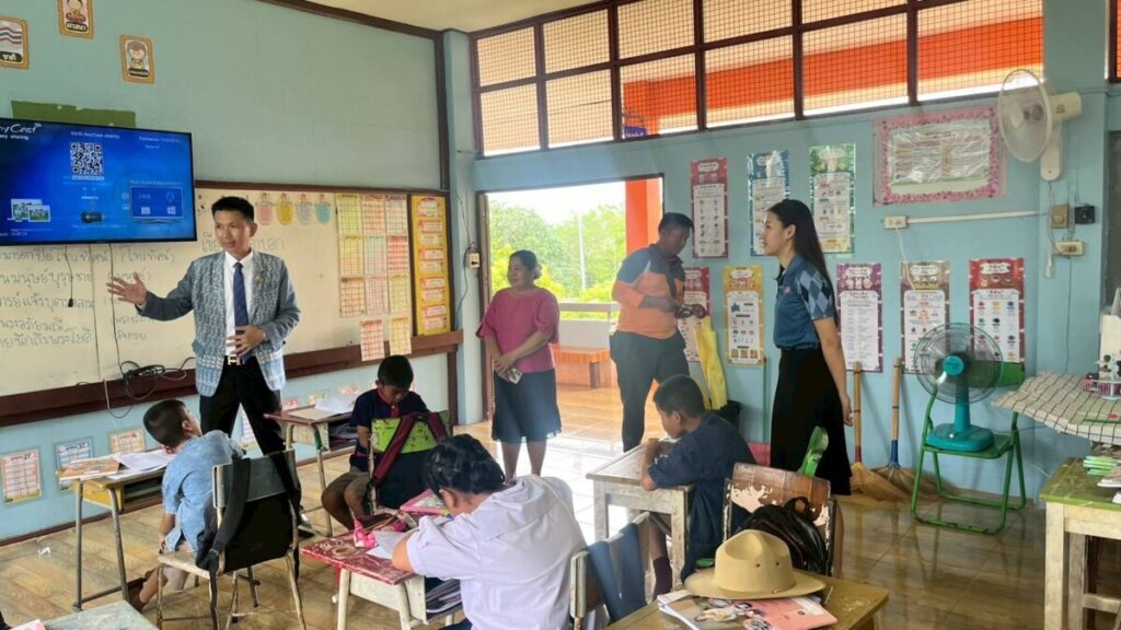 ลงพื้นที่ตรวจเยี่ยมโรงเรียนบ้านถาวรนาอุดม 2 221818 0