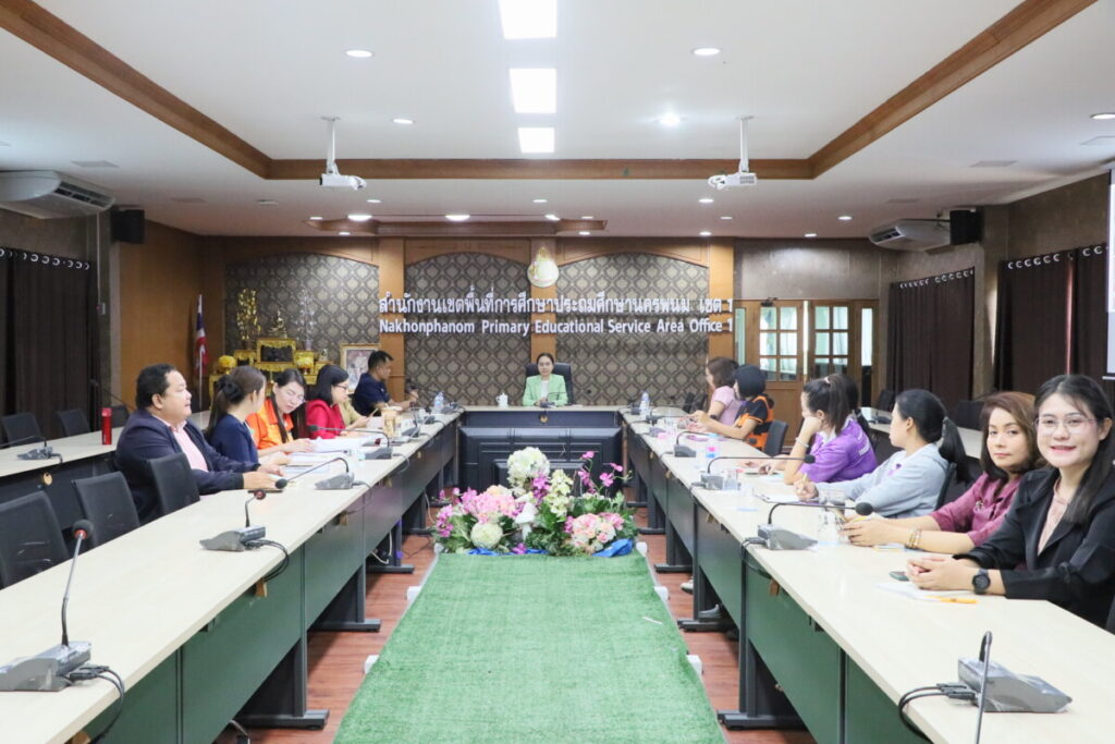 สพป.นครพนม เขต 1 เข้าร่วมประชุม ผอ.เขตพื้นที่การศึกษาทั่วประเทศ ผ่านระบบออนไลน์ 4 IMG 6315