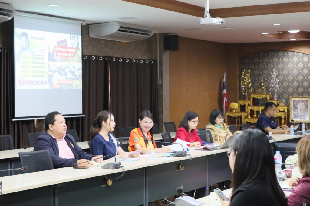 สพป.นครพนม เขต 1 เข้าร่วมประชุม ผอ.เขตพื้นที่การศึกษาทั่วประเทศ ผ่านระบบออนไลน์ 6 IMG 6317