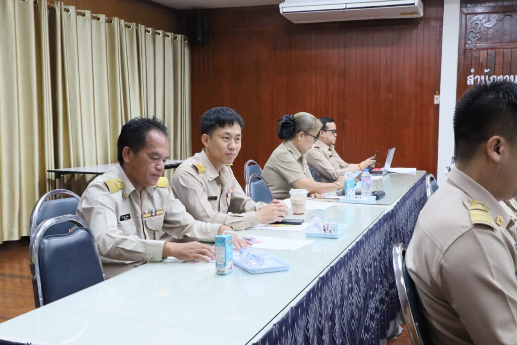 ประชุมคณะกรรมการสังเคราะห์รายงานการประเมินตนเองของสถานศึกษา (SAR) ปีการศึกษา 2567 5 IMG 6683