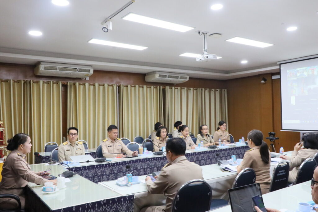 ประชุมคณะกรรมการสังเคราะห์รายงานการประเมินตนเองของสถานศึกษา (SAR) ปีการศึกษา 2567 7 IMG 6687
