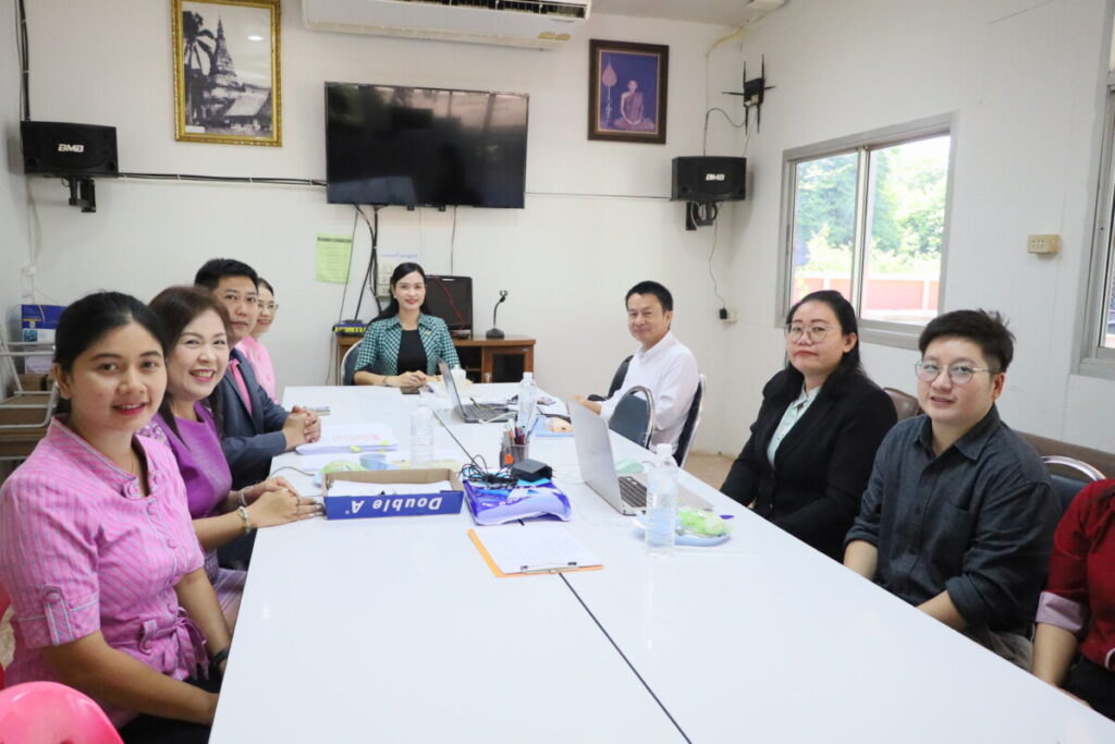 สพป.นครพนม เขต 1 ร่วมประชุมพัฒนางานตามข้อตกลง PA ขับเคลื่อนคุณภาพการศึกษา ปีงบประมาณ 2568 1 IMG 7443