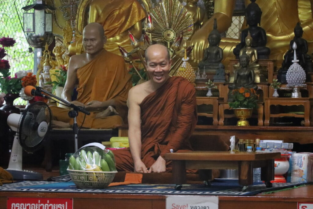 สพป.นครพนม เขต 1 ถวายภัตตาหาร-ไทยธรรม เสริมสิริมงคลองค์กร 6 IMG 7858