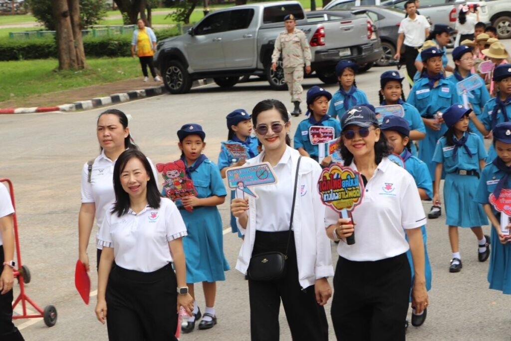 สพป.นครพนม เขต 1 ร่วมกิจกรรมวันต่อต้านยาเสพติดโลก ประจำปี 2568 “Stop Drugs, Start Power” 4 S 7348283 0