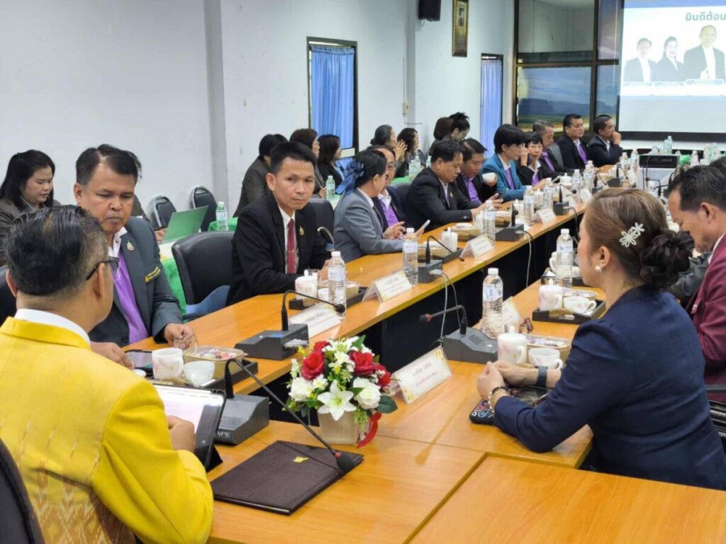สพป.นครพนม เขต 1 ศึกษาดูงานการพัฒนาเครือข่าย ก.ต.ป.น. ณ สพป.สกลนคร เขต 2 1 249722 0