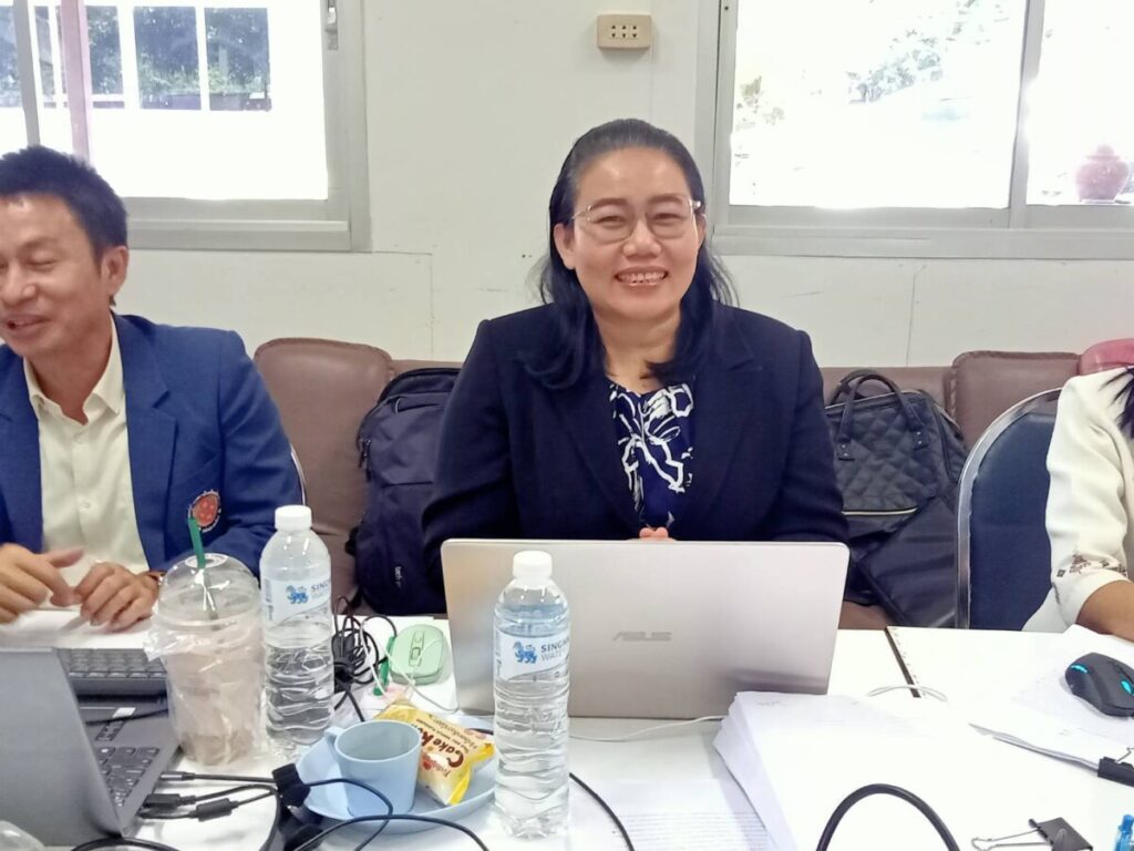 สพป.นครพนม เขต 1 ประชุมพัฒนางานตำแหน่งผู้อำนวยการสำนักงานเขตพื้นที่การศึกษา ตามข้อตกลง PA 4 295312 0