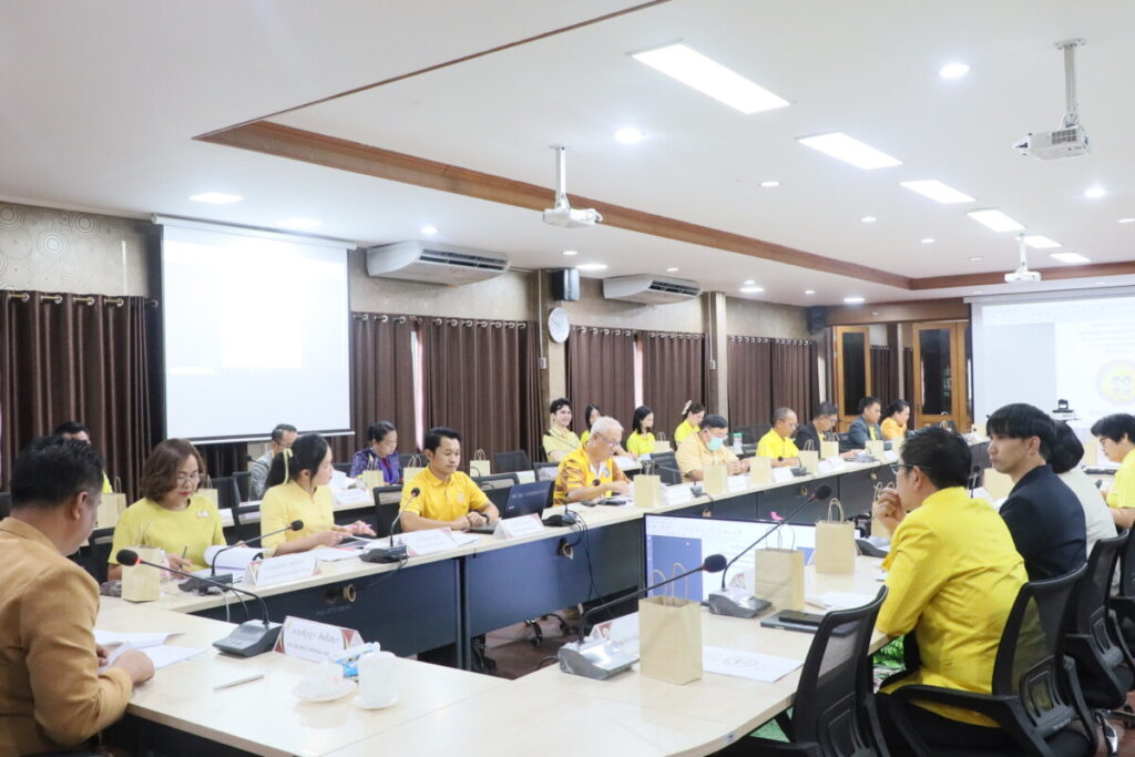 สพป.นครพนม เขต 1 ประชุมเตรียมความพร้อมงานชุมนุมลูกเสือสำรองแห่งชาติ ครั้งที่ 2 4 IMG 3958