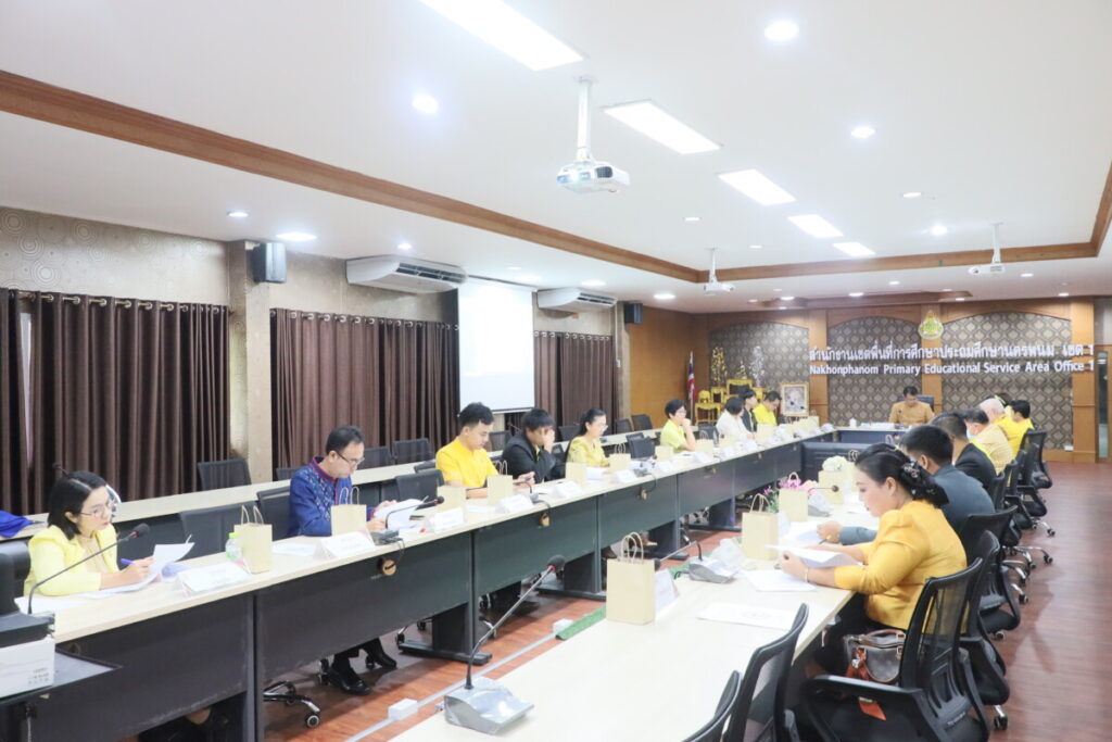 สพป.นครพนม เขต 1 ประชุมเตรียมความพร้อมงานชุมนุมลูกเสือสำรองแห่งชาติ ครั้งที่ 2 3 IMG 3991
