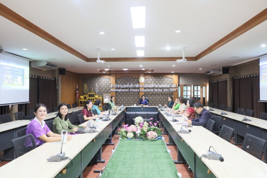สพป.นครพนม เขต 1 เข้าร่วมประชุมผู้อำนวยการสำนักงานเขตพื้นที่การศึกษาทั่วประเทศ ครั้งที่ 6/2568 2 IMG 4530