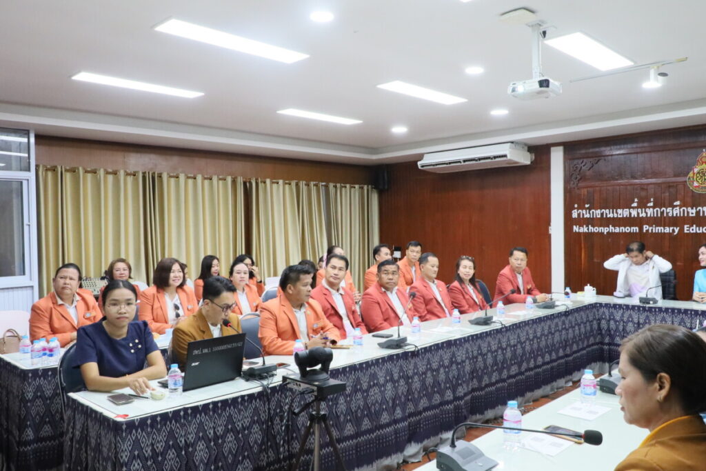 สพป.นครพนม เขต 1 ต้อนรับคณะศึกษาดูงานจาก สพป.ชัยภูมิ เขต 2 2 IMG 4779