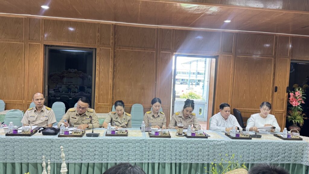 สพป.นครพนม เขต 1 ประชุมเตรียมความพร้อมพัฒนารูปแบบการประเมิน DLTV 3 IMG 6011 0