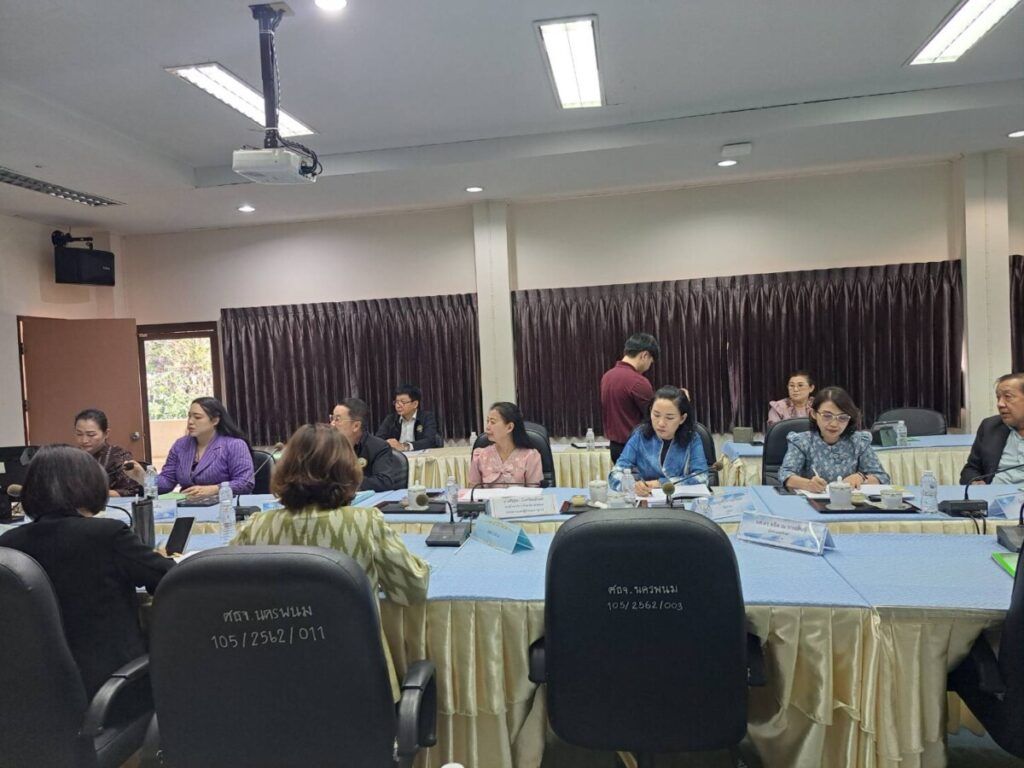 ร่วมประชุม คณะกรรมการศึกษาธิการจังหวัดนครพนม ครั้งที่ 6/2568 5 183164 0