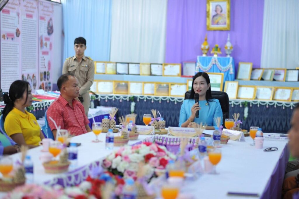 สพป.นครพนม เขต 1 ประเมินสัมฤทธิผลการปฏิบัติหน้าที่ผู้อำนวยการสถานศึกษา 4 265566 0