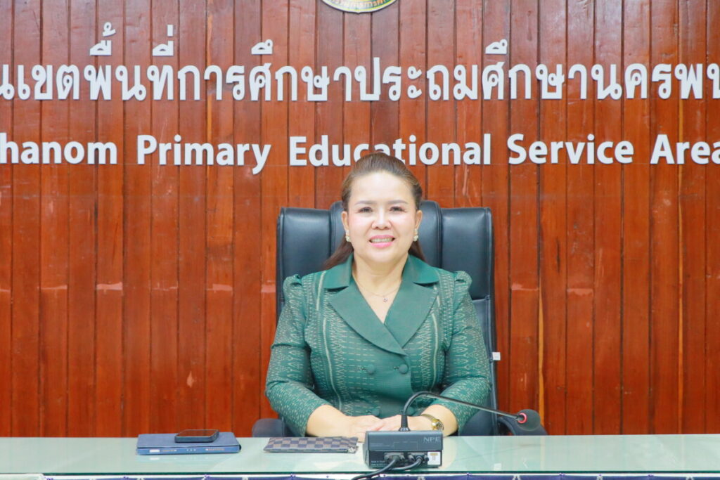 สพป.นครพนม เขต 1 ประชุมชี้แจงการปฏิบัติงานลูกจ้างประจำปี 2 IMG 6073