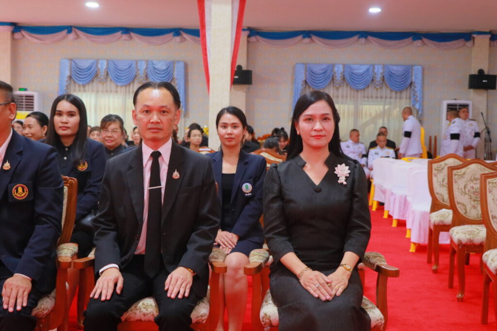 สพป.นครพนม เขต 1 ร่วมพิธีบำเพ็ญกุศลถวายพระราชกุศลแด่ สมเด็จพระนางเจ้าสิริกิติ์ พระบรมราชินีนาถ พระบรมราชชนนีพันปีหลวง 3 IMG 7708