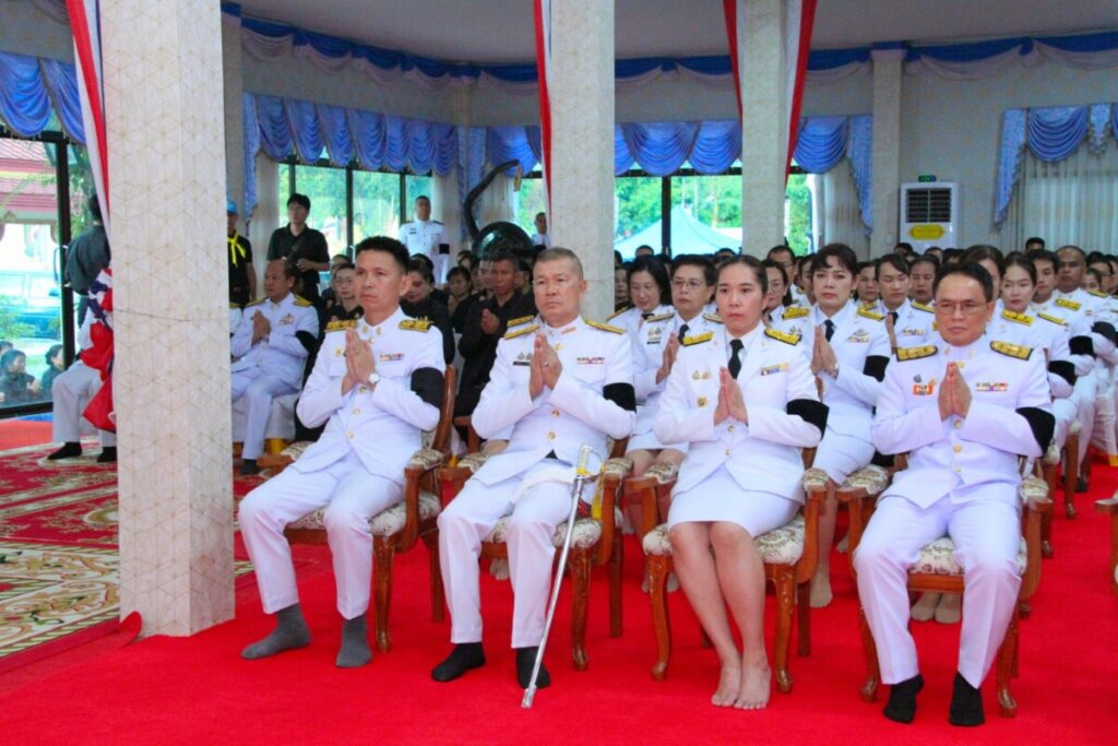 สพป.นครพนม เขต 1 ร่วมกิจกรรมถวายเป็นพระราชกุศลแด่สมเด็จพระนางเจ้าสิริกิติ์ พระบรมราชชนนีพันปีหลวง เนื่องในวาระครบ 7 วันแห่งการสวรรคต 7 LINE ALBUM 2025.10.31 251031 11