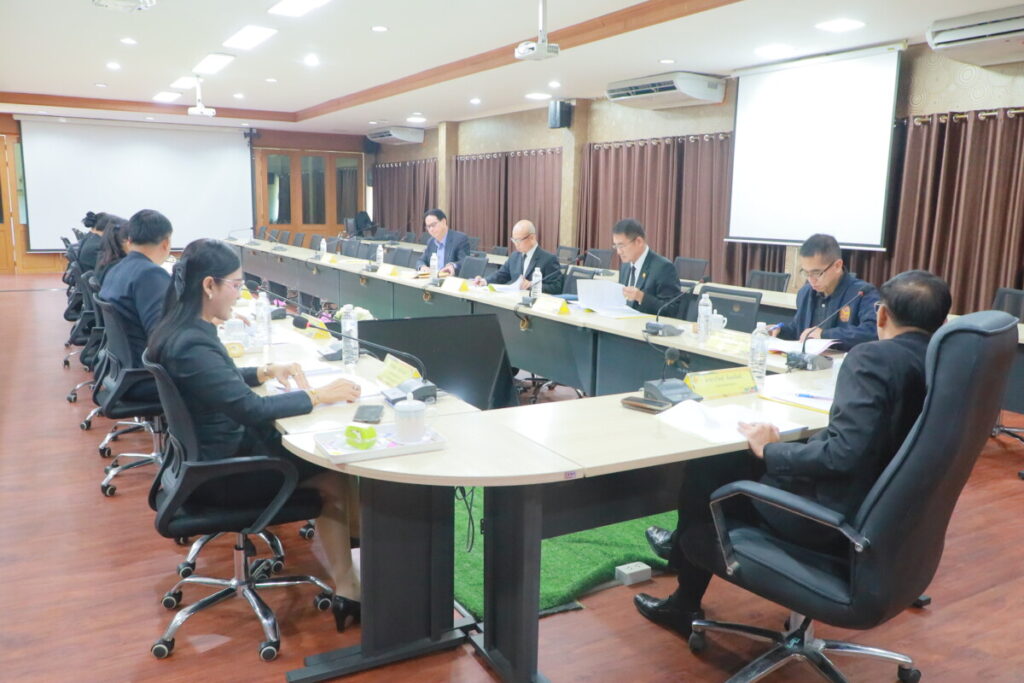 ประชุม อ.ก.ค.ศ. เขตพื้นที่การศึกษาประถมศึกษานครพนม เขต 1 ครั้งที่ 12/2568 5 IMG 1149