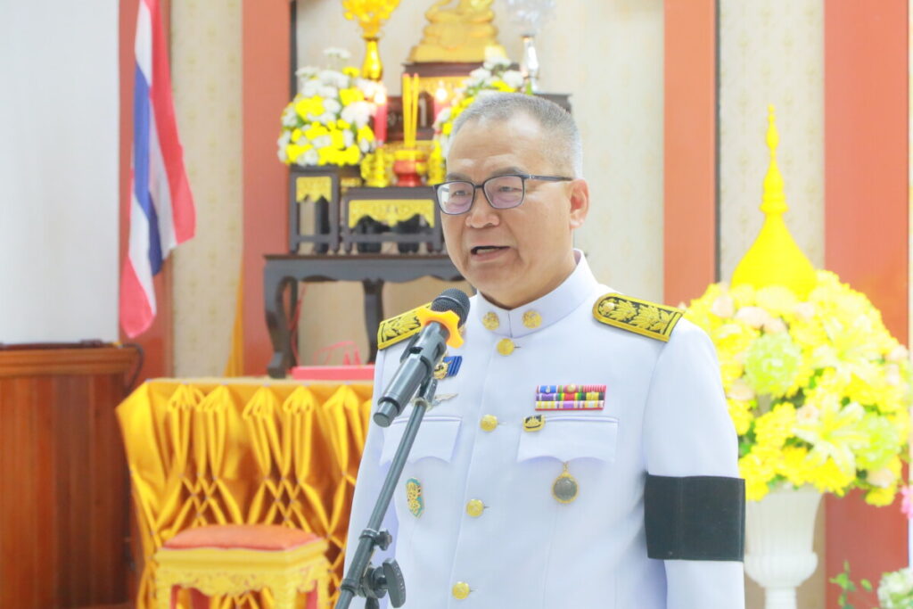 สพป.นครพนม เขต 1 เข้าร่วมพิธีรับพระราชทานเครื่องราชอิสริยาภรณ์ ประจำปี 2567 5 IMG 1284