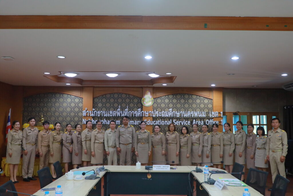 ผู้บริหาร สพป.นพ.1 ต้อนรับครูผู้ช่วยบรรจุใหม่ พร้อมให้โอวาทในการปฏิบัติหน้าที่ 8 IMG 9495
