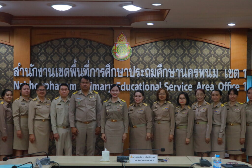 ผู้บริหาร สพป.นพ.1 ต้อนรับครูผู้ช่วยบรรจุใหม่ พร้อมให้โอวาทในการปฏิบัติหน้าที่ 9 IMG 9497