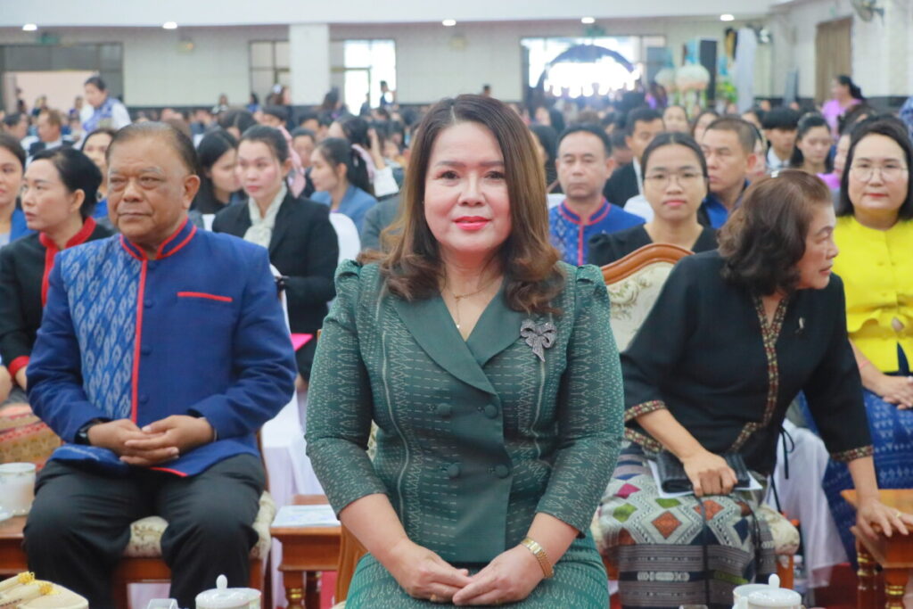 สพป.นครพนม เขต 1 เข้าร่วมงานวันครู ครั้งที่ 70 ประจำปี 2569 3 IMG 1165