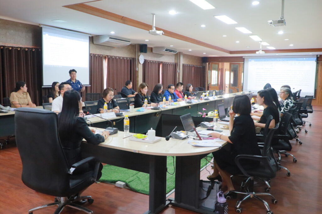 สพป.นครพนม เขต 1 คัดเลือกผลงาน “The Best Teacher Award” เชิดชูเกียรติครูโรงเรียนขนาดเล็กสู่ความสำเร็จ 3 IMG 9068