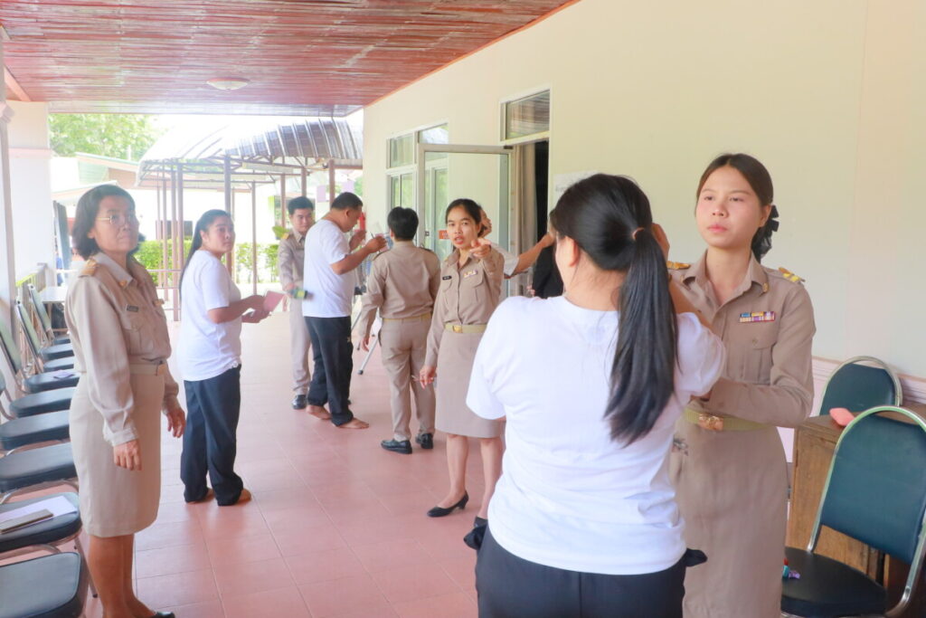 สพป.นครพนม เขต 1 ลงพื้นที่ตรวจเยี่ยมและกำกับดูแลความเรียบร้อย สนามสอบคัดเลือก "ครูผู้ช่วย" กรณีพิเศษ ประจำปี 2569 2 IMG 8821