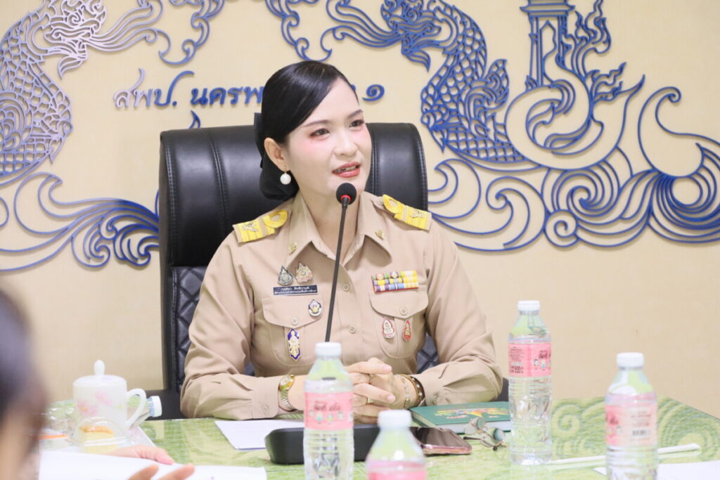 สพป.นครพนม เขต 1 ประชุมคณะทำงานพัฒนางานตามข้อตกลง (PA) ผู้อำนวยการสำนักงานเขตพื้นที่การศึกษา ประจำปี 2569 5 IMG 3906