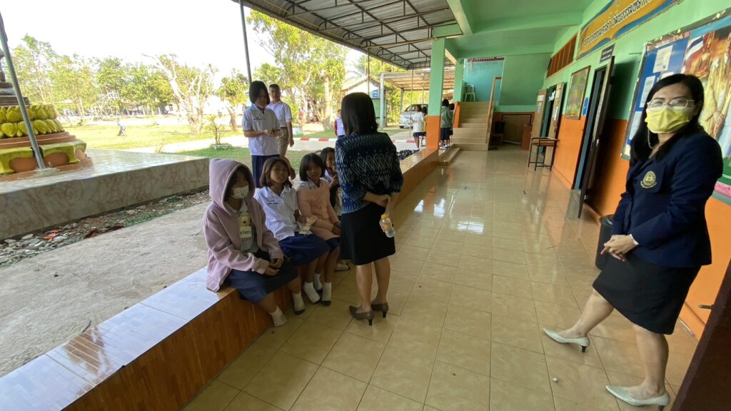 ออกนิเทศการขับเคลื่อนโครงงานคุณธรรม เพื่อบูรณาการเชื่อมโยงสู่การขับเคลื่อนโครงการโรงเรียนสุจริต 3 S 12771630