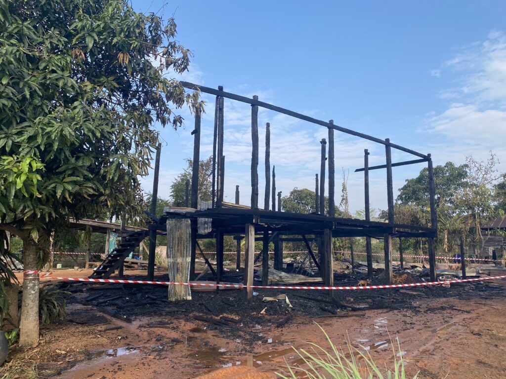 S 330948612