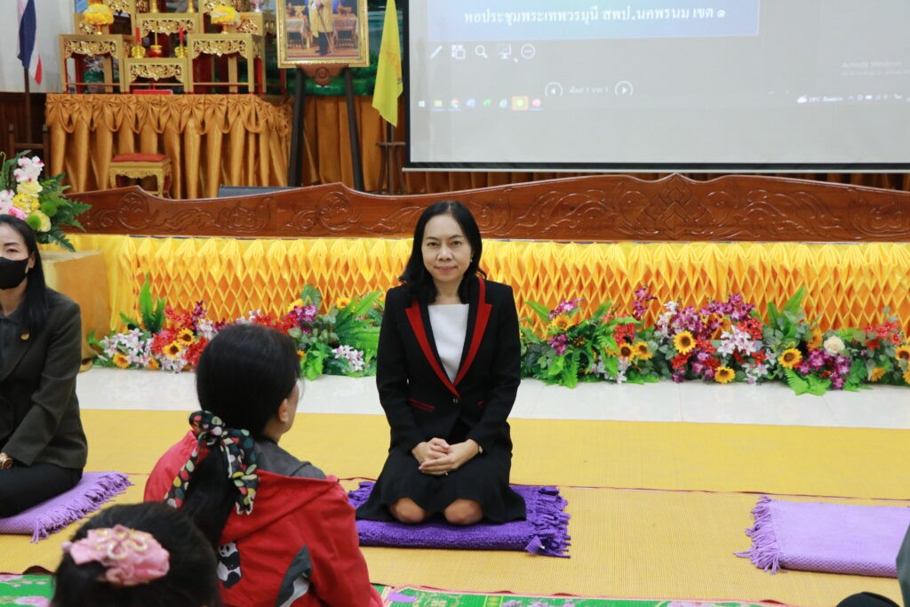 การอบรมเชิงปฏิบัติการจัดกิจกรรมการจัดการเรียนรู้ด้วยภาษาไทยผ่านวรรณกรรมในโรงเรียนเปลี่ยนแปลงเชิงระบบด้วยนวัตกรรมจิตศึกษา PBL และ PLC 2 IMG 1948