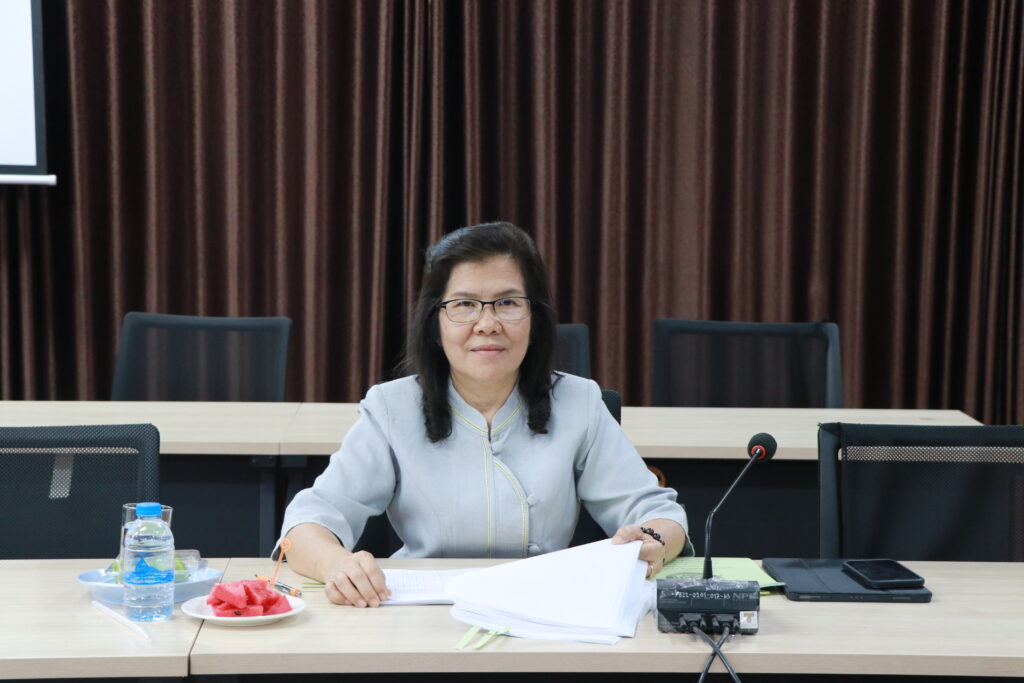 การประชุมคณะกรรมการพิจารณาเลื่อนเงินเดือนข้าราชการครูฯ ระดับเขตพื้นที่การศึกษา ครั้งที่ 1 (1 เมษายน 2566) 8 IMG 4642