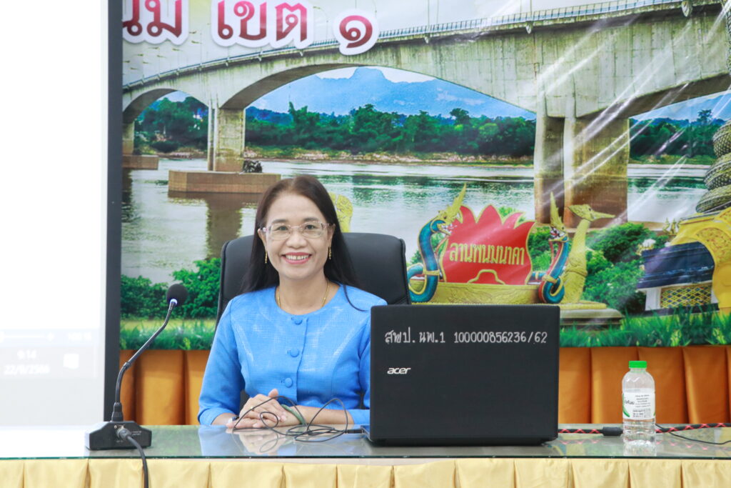 การบันทึกข้อมูลลงแฟ้มทะเบียนประวัติ และ ก.ค.ศ. 16 ของข้าราชการครูและบุคลากรทางการศึกษา ตำแหน่ง ครูผู้ช่วย 1 IMG 0795