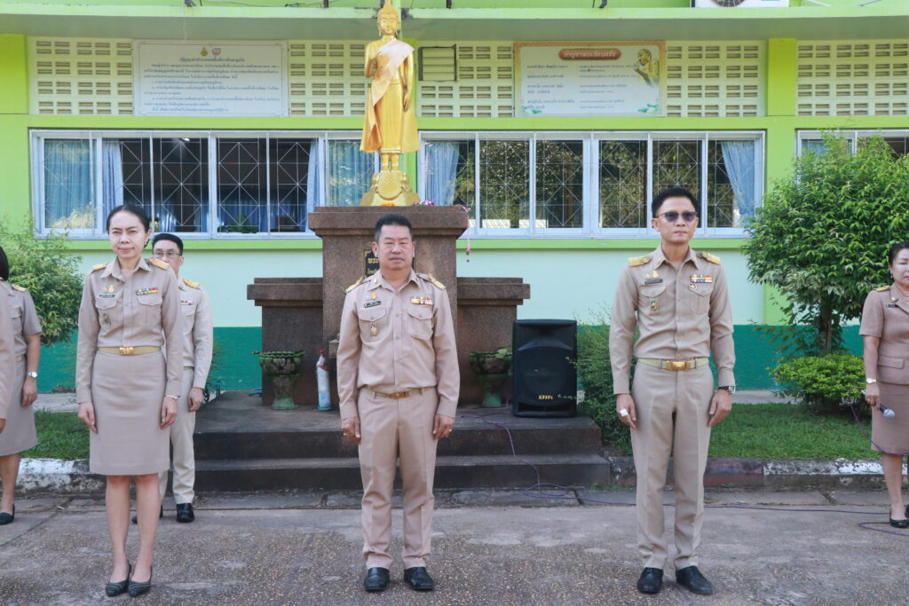 กิจกรรมเชิงสัญลักษณ์เขตสุจริต,ร้องเพลงชาติ, สวดมนต์ไหว้พระ,กล่าวคำปฏิญาณเขตสุจริต 2 IMG 2830