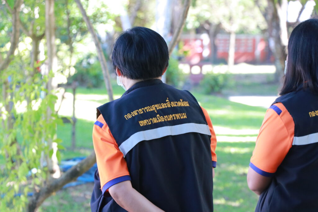 ขอขอบคุณ นายนิวัต เจียวิริยบุญญา นายกเทศมนตรีเมืองนครพนม 2 IMG 3707