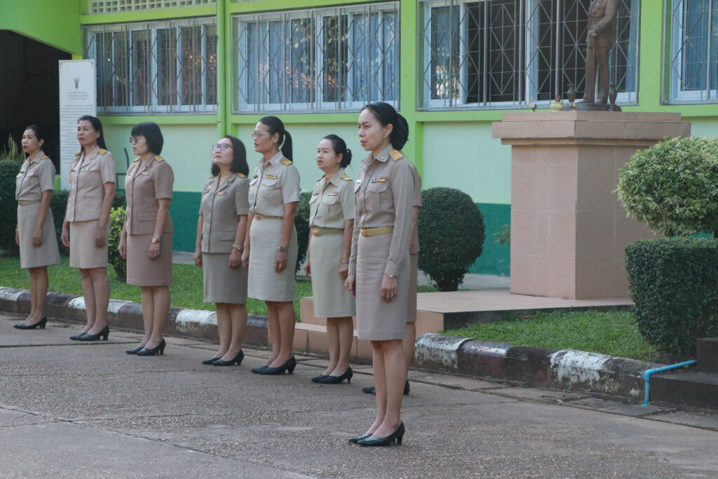 กิจกรรมเชิงสัญลักษณ์เขตสุจริต,ร้องเพลงชาติ, สวดมนต์ไหว้พระ,กล่าวคำปฏิญาณเขตสุจริต 3 IMG 5070
