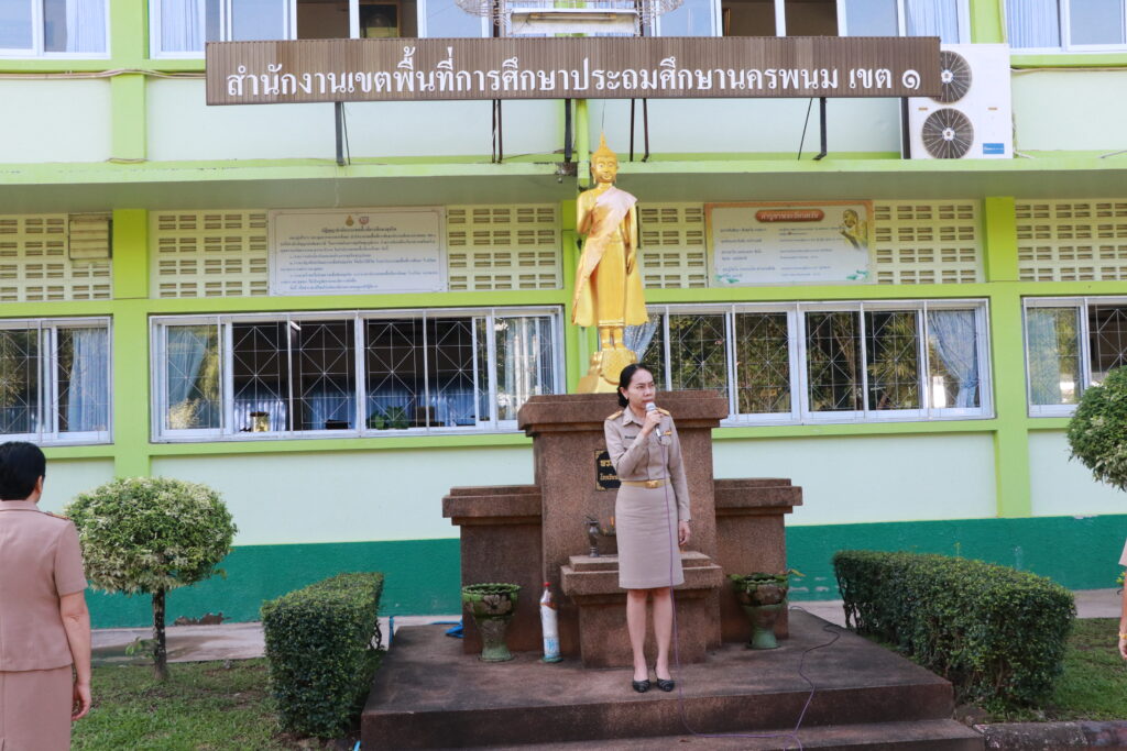 กิจกรรมเชิงสัญลักษณ์เขตสุจริต,ร้องเพลงชาติ, สวดมนต์ไหว้พระ,กล่าวคำปฏิญาณเขตสุจริต 5 IMG 5115