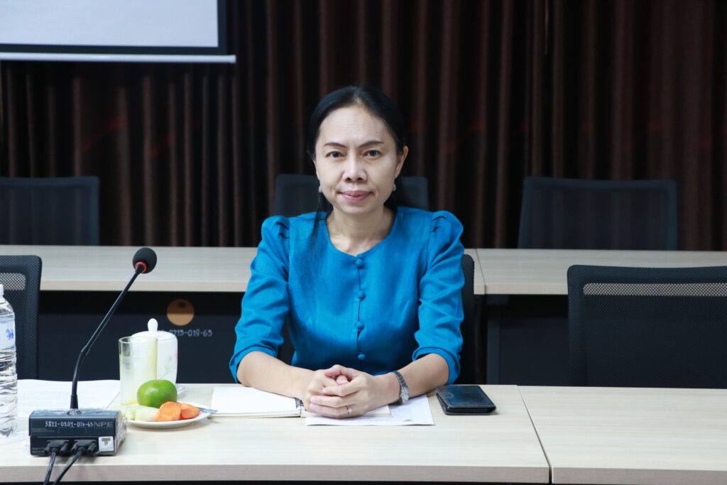 การประชุมการจัดสรรงบประมาณรายจ่ายประจำปีงบประมาณ พ.ศ. 2566 ไปพลางก่อนสำหรับสำนักงานเขตพื้นที่การศึกษา (ครั้งที่ 1) ครั้งที่ 1/2566 4 IMG 5126