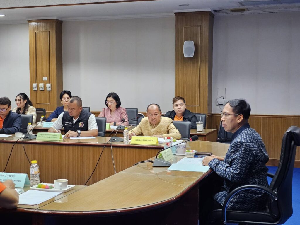 ร่วมประชุมคณะกรรมการศูนย์อำนวยการความปลอดภัยทางถนนจังหวัดนครพนม ครั้งที่ 6/2566 5 1671052
