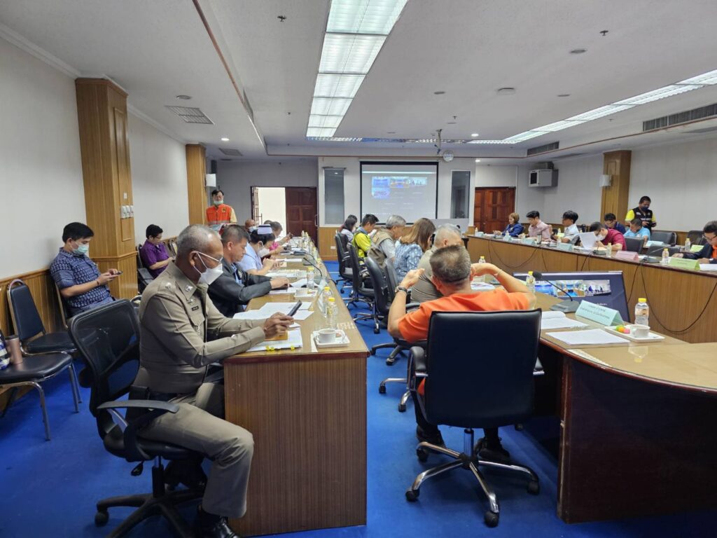 ร่วมประชุมคณะกรรมการศูนย์อำนวยการความปลอดภัยทางถนนจังหวัดนครพนม ครั้งที่ 6/2566 3 1671059
