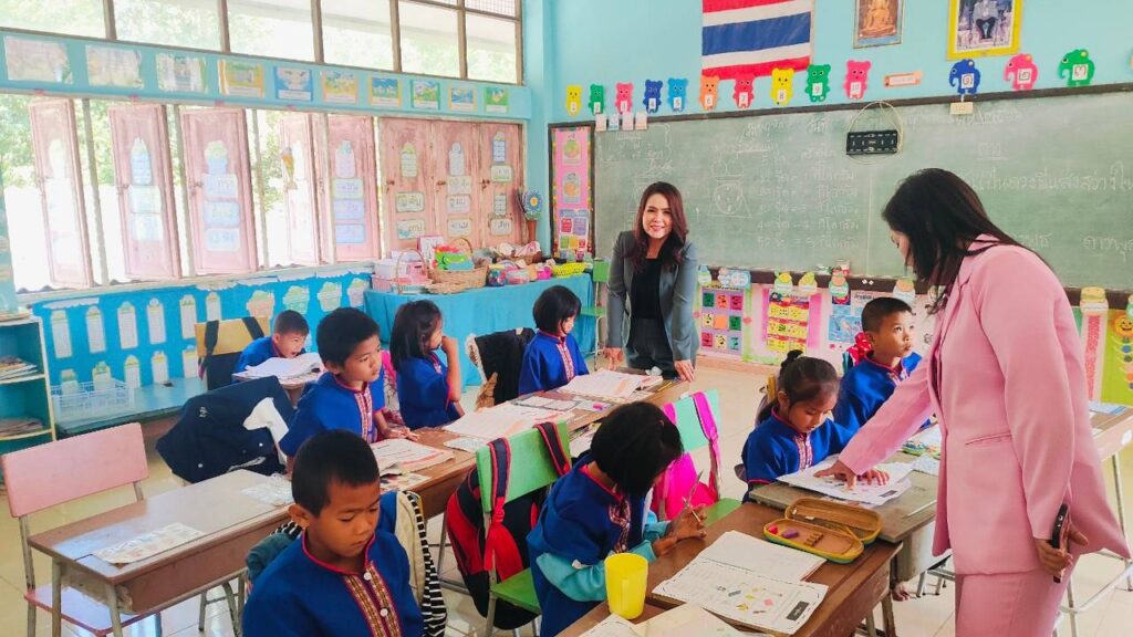 ออกเยี่ยม นิเทศ กิจกรรมในชั้นเรียน และโครงการอาหารกลางวัน รร.บ้านดอนข้าวหลาม, รร.บ้านฝั่งแดง (พระเทพฯ), รร.บ้านนาหนาด อ. ธาตุพนม จ.นครพนม 1 60156