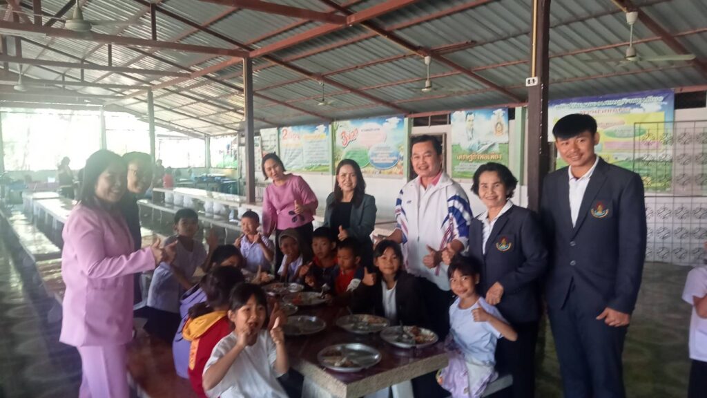 ออกเยี่ยม นิเทศ กิจกรรมในชั้นเรียน และโครงการอาหารกลางวัน รร.บ้านดอนข้าวหลาม, รร.บ้านฝั่งแดง (พระเทพฯ), รร.บ้านนาหนาด อ. ธาตุพนม จ.นครพนม 5 93548