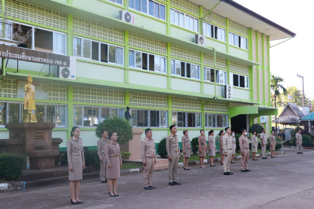 กิจกรรมเชิงสัญลักษณ์เขตสุจริต,ร้องเพลงชาติ, สวดมนต์ไหว้พระ,กล่าวคำปฏิญาณเขตสุจริต 5 IMG 7376