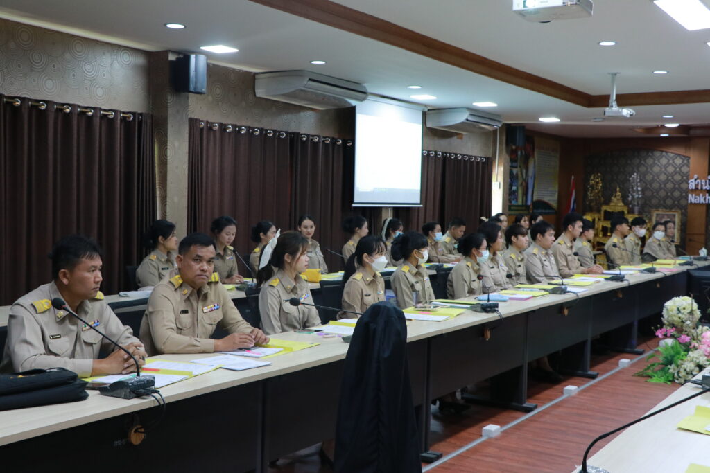 การประชุมชี้แจงการบันทึกข้อมูลลงแฟ้มทะเบียนประวัติ และ ก.ค.ศ. 16 5 IMG 8932